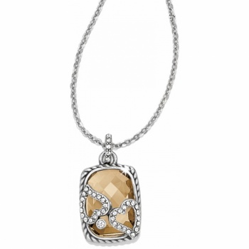 Collar de corazones tiernos