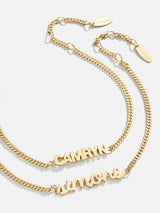 Pulsera con placa de identificación personalizada y cadena tipo curb de oro de 14 quilates