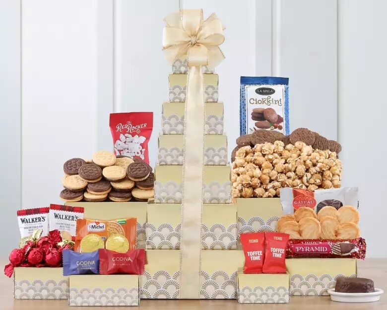 Torre de chocolate, palomitas de maíz y dulces