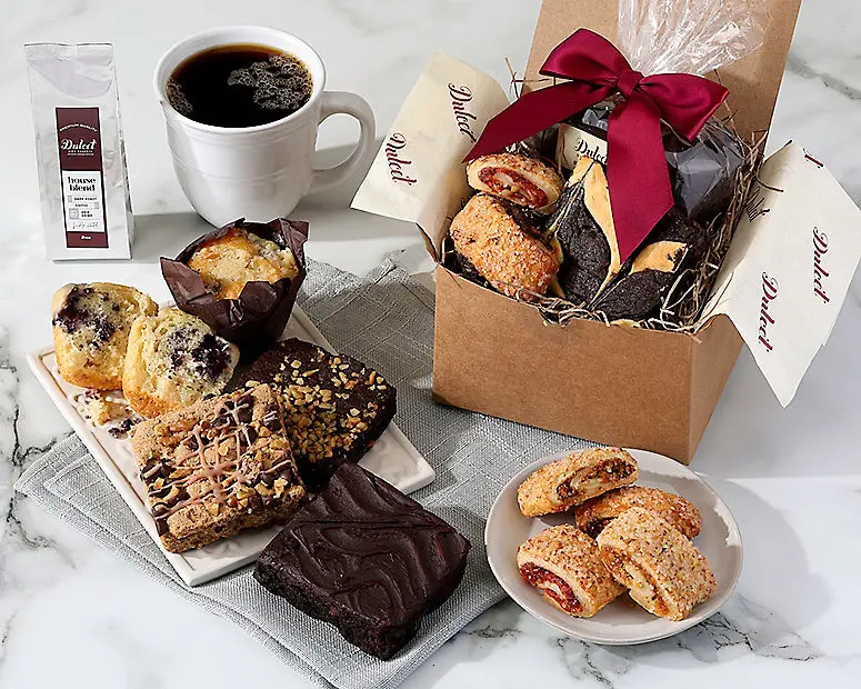 Surtido de panadería y café gourmet