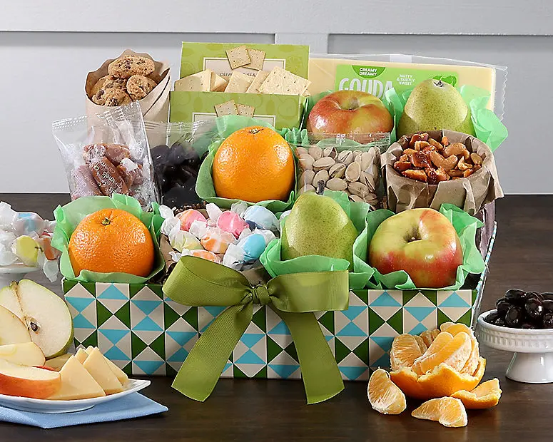 Fruta fresca de lujo, chocolate y snacks.