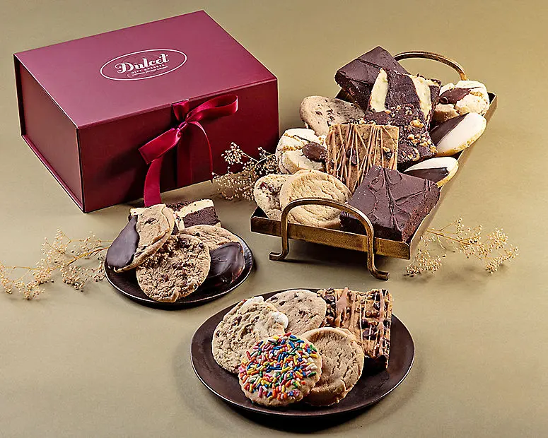 Regalo de galletas y brownies recién horneados