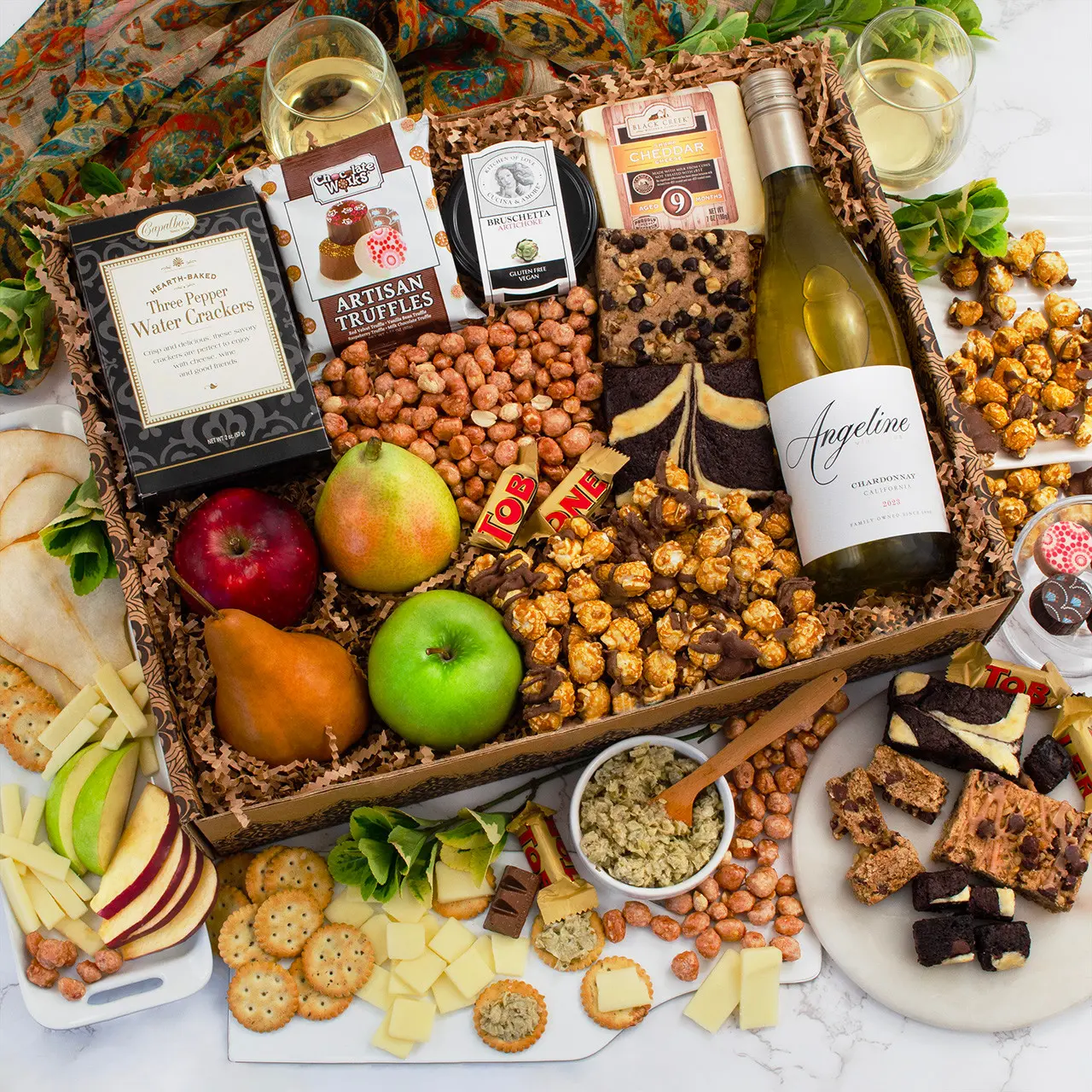 Encantador chardonnay, frutas, queso y gourmet Double Decker