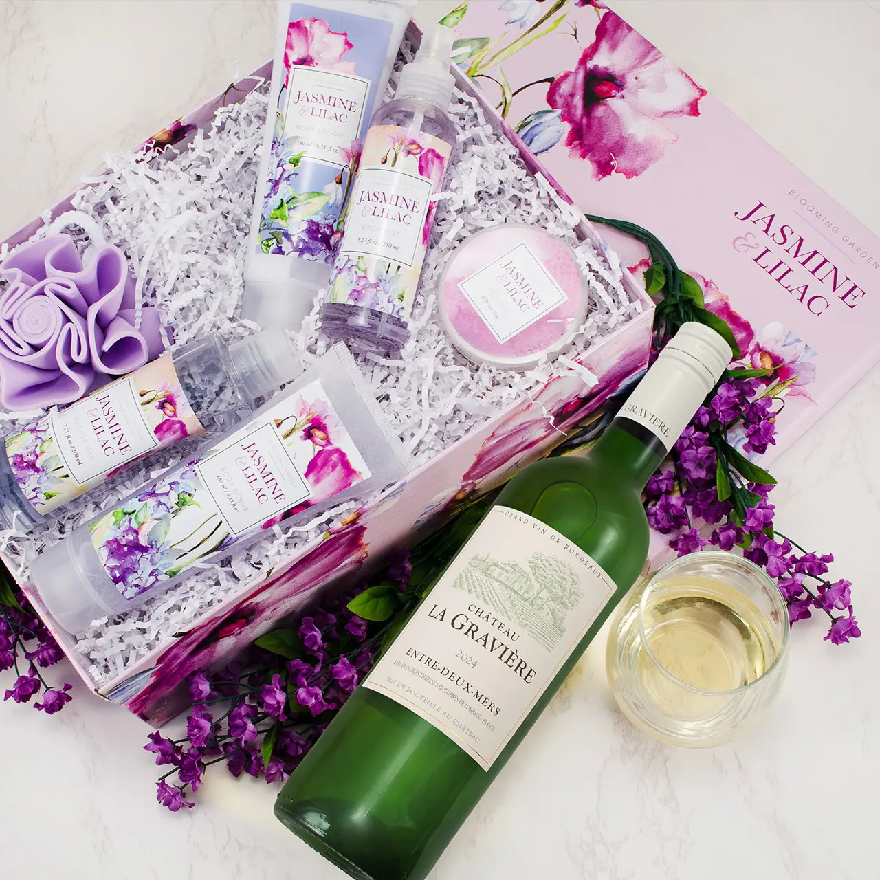 Set de regalo de vino blanco y spa calmante con jazmín y lila