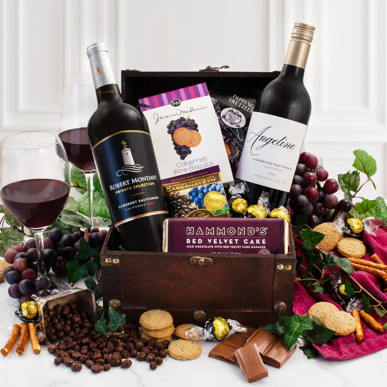 Cesta de regalo con dos vinos Cabernet de California