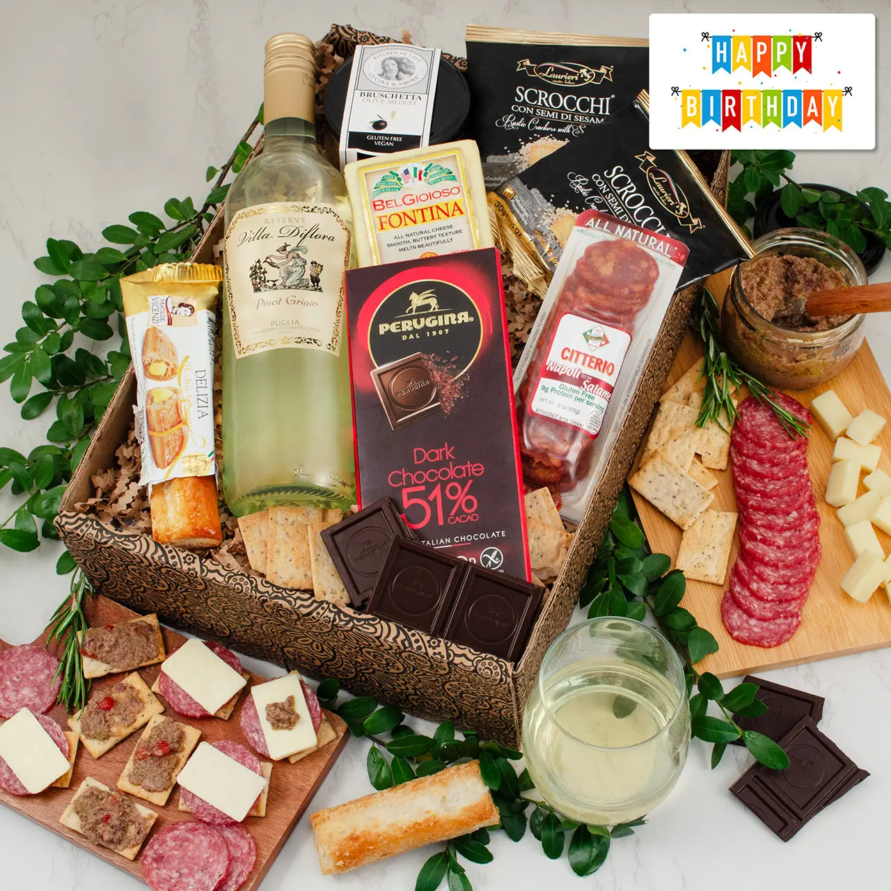Caja de regalo de antipasto y vino blanco italiano Mangia Con Gusto - Cumpleaños