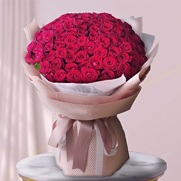 Great Bouquet (48 Roses)