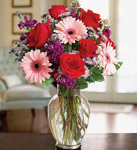 Love Seduction (24 Rosas + 12 Gerbera Daisiesus)