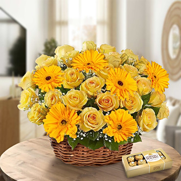 Tiempo Amarillo + Chocs (12 Rosas + 3 Gerberas + CHOCOLATES)