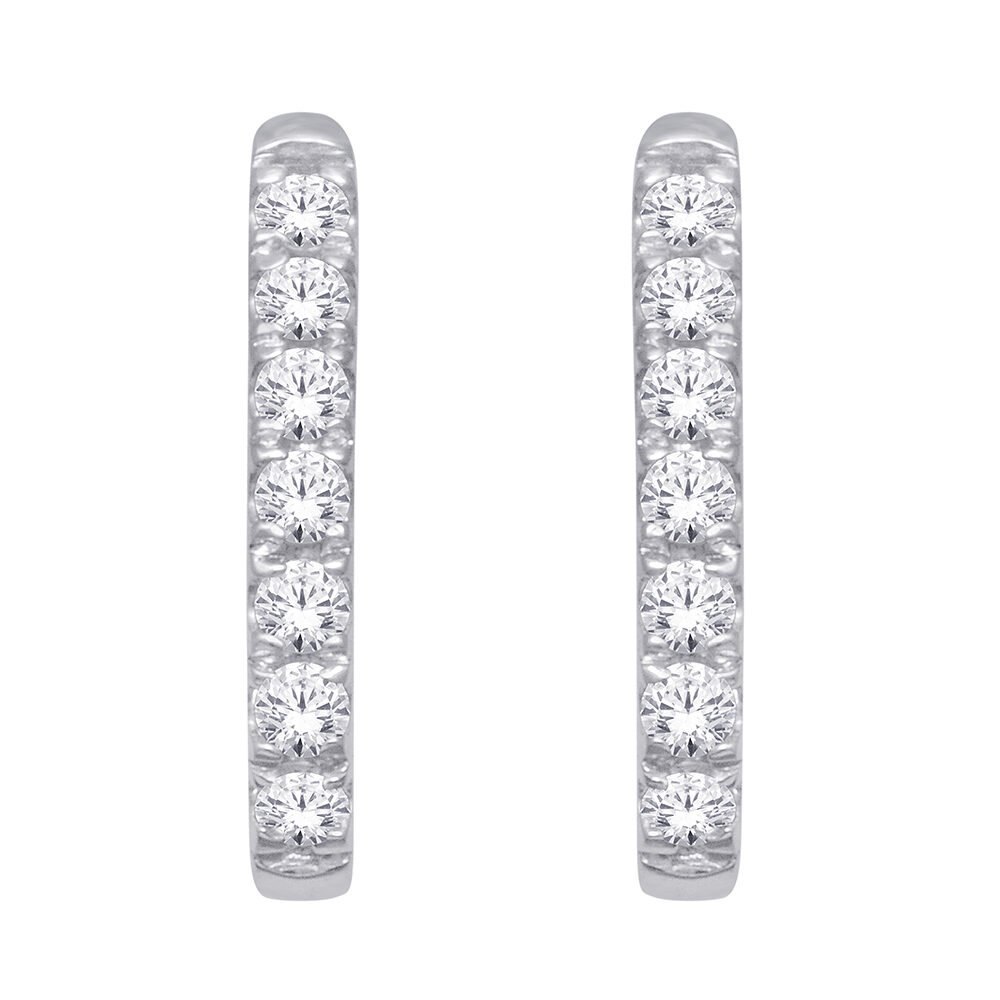 Pendientes de oro blanco de 10 quilates con diamantes de 1/4 quilates.