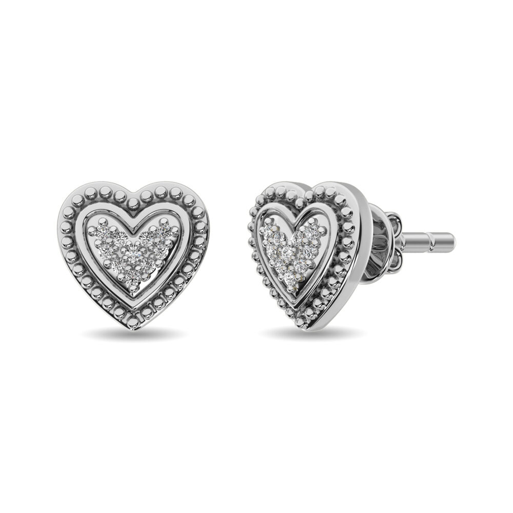 Pendientes de corazón con diamantes de 1/20 ct en plata de ley.