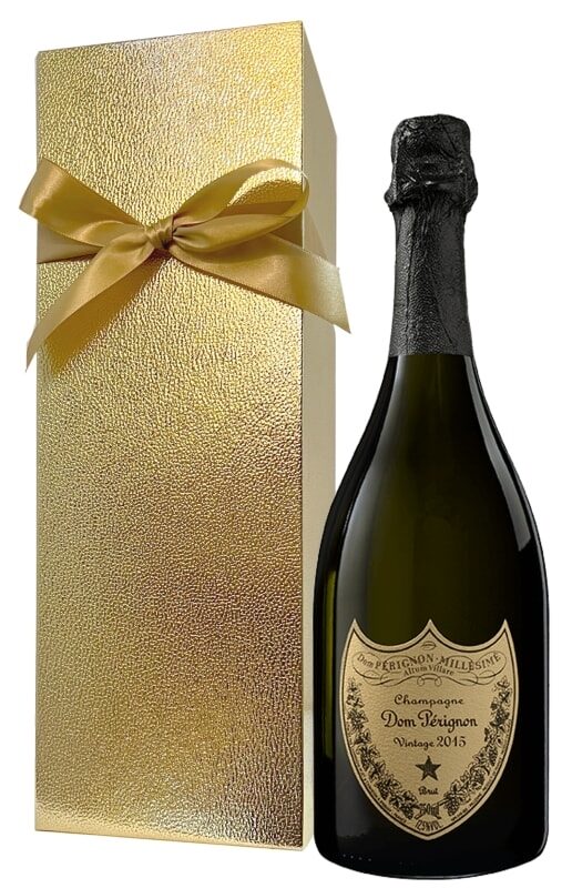 Dom Pérignon 2015 con estuche de regalo dorado