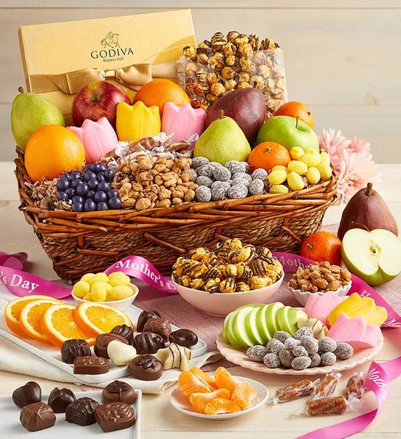 Cesta Deluxe para el Día de la Madre con Godiva, frutas y dulces.