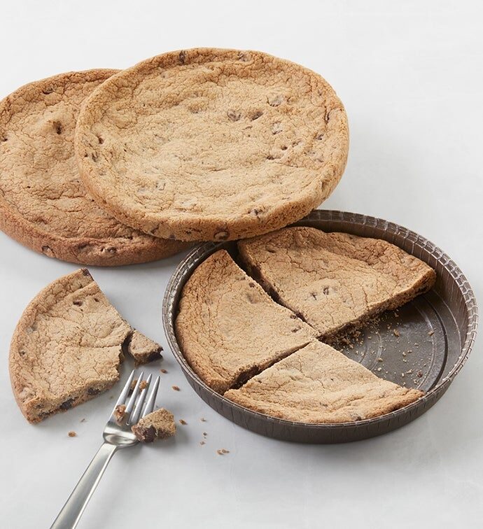 Tres galletas gigantes con chispas de chocolate