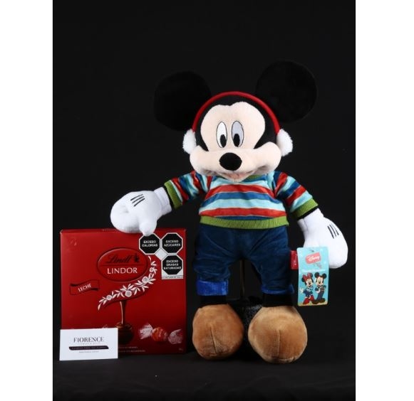 Mickey Mouse con orejeras y bombones