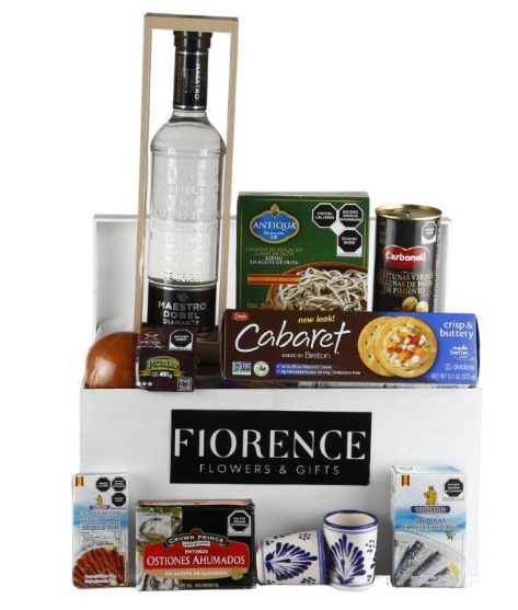 Regalo Gourmet con Tequila Maestro Dobel Diamante