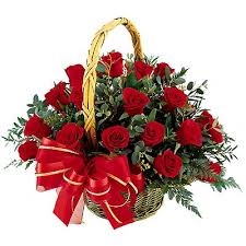 Cesta con 12 Rosas