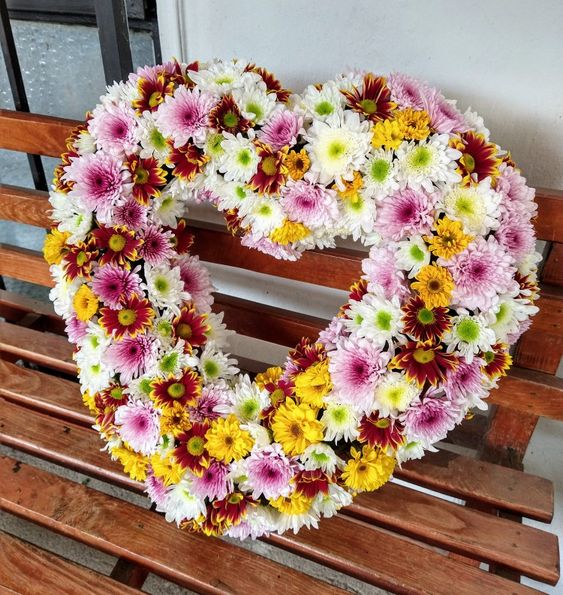 Corazón de Flores Surtidas Premium