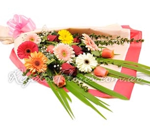 ramo de gerberas y rosas