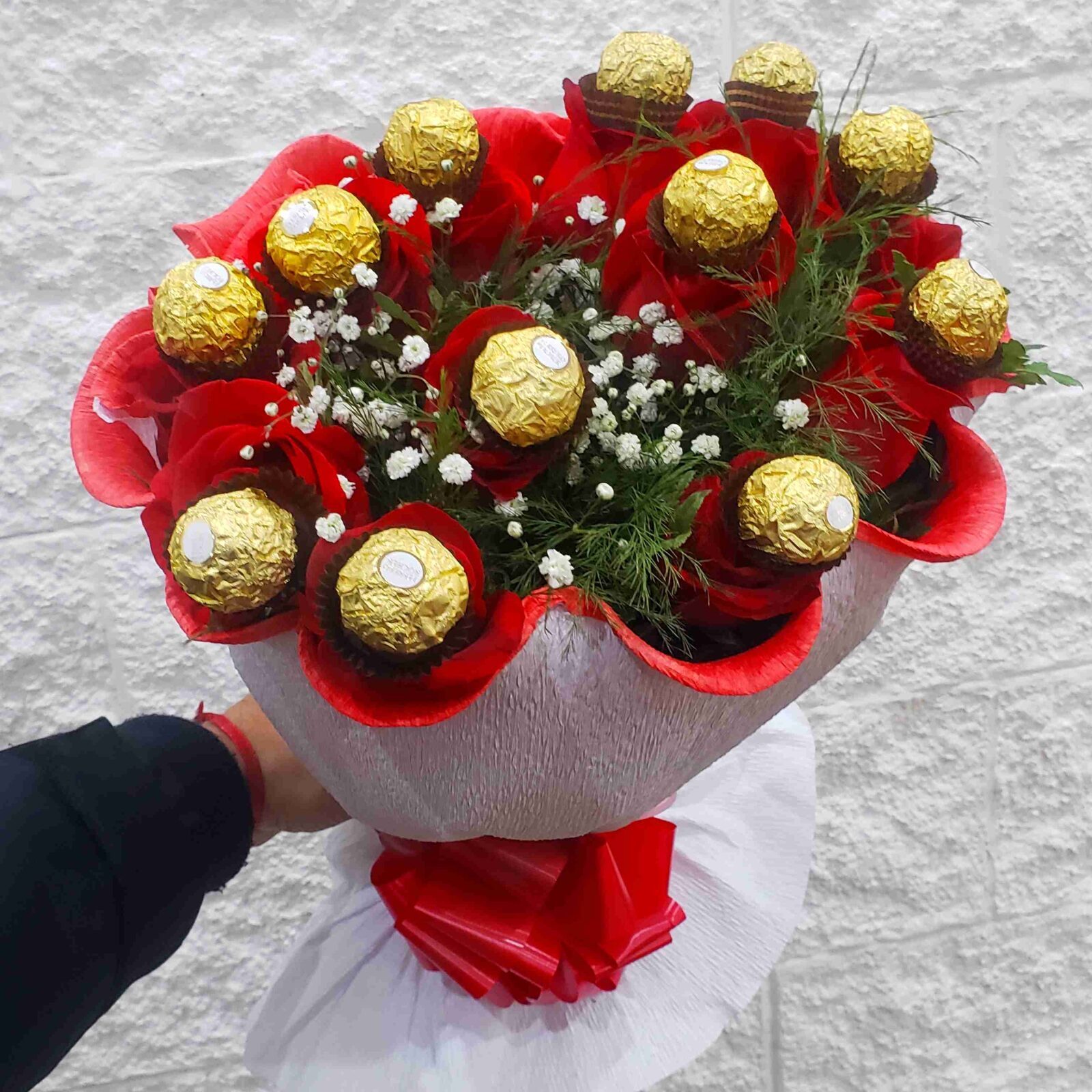 SET DE ROSAS IMPORTADAS CON FERRERO