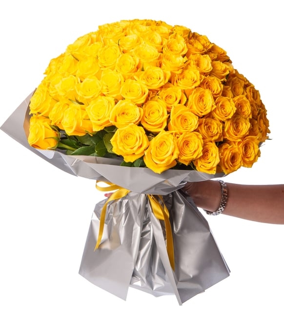 150 Rosas Amarillas en un Ramo Gris Especial