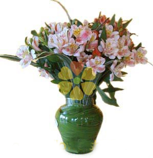 Alstroemerias en florero