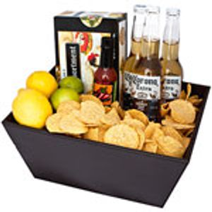 Canasta de regalo para picnic en Cancún