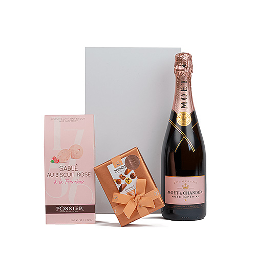 Moet &amp; Chandon Rose Champagne ,75cl &amp; Dulces