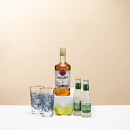Caja de regalo oscura y tormentosa de Bacardí