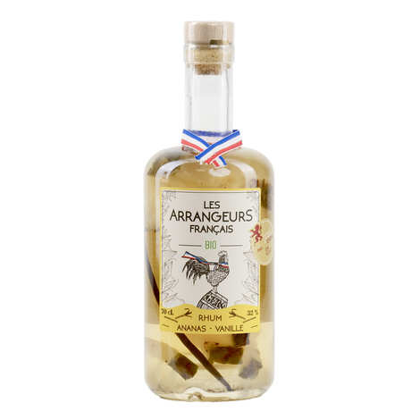 Ron orgánico infusionado con piña y vainilla, 32% (botella de 70 cl).