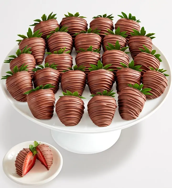 Fresas con chocolate con leche artesanal belga (media docena)