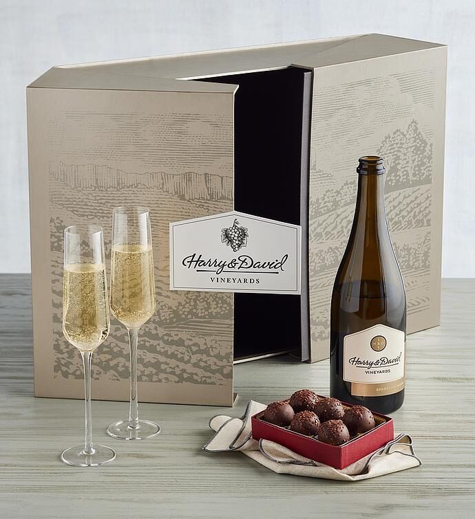 Set de regalo de vino espumoso con copas y trufas