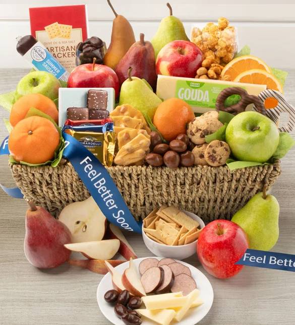 Cesta de regalo grande de frutas y dulces para sentirse mejor