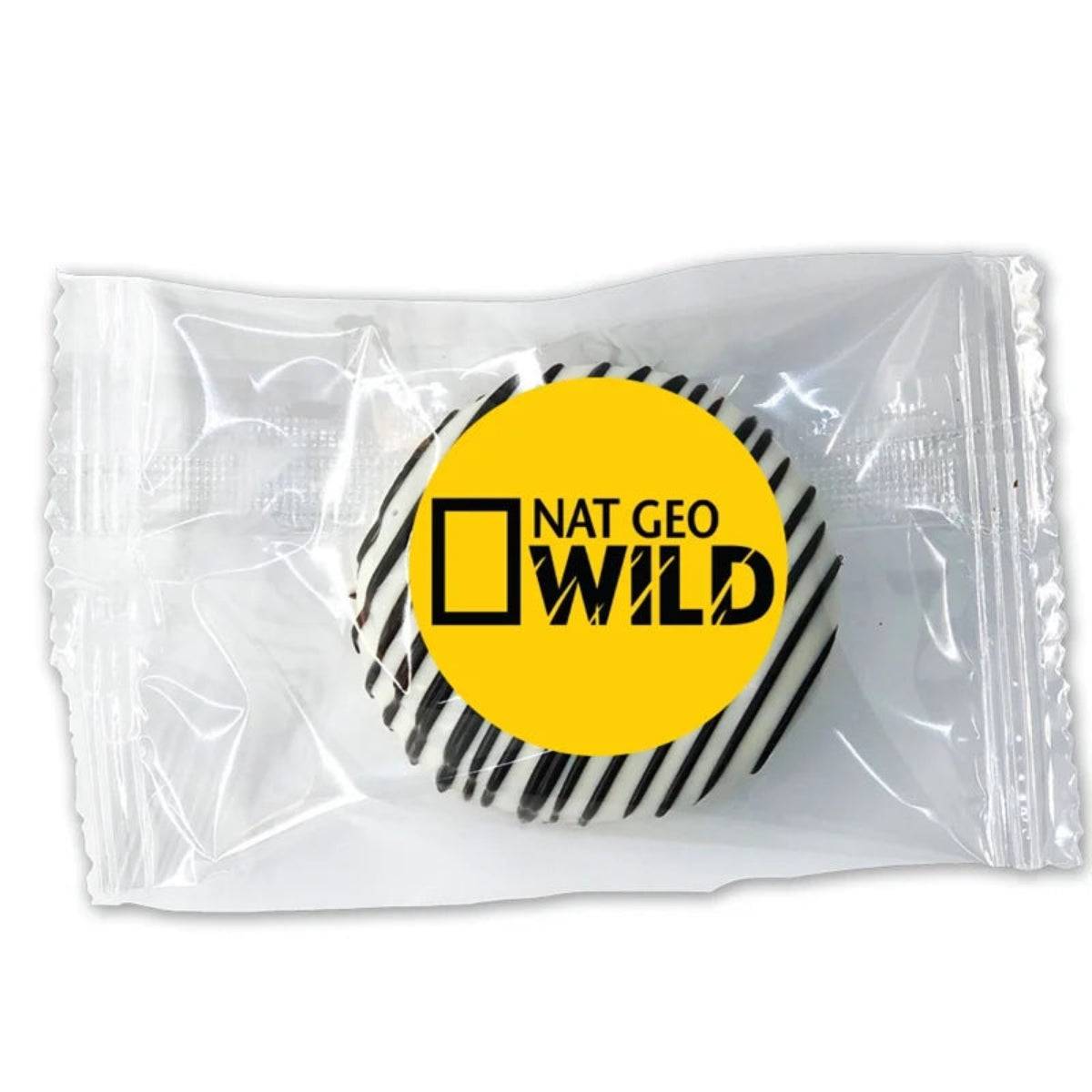 Galleta sándwich gourmet clásica bañada a mano con chispas de colores - Etiqueta redonda personalizada de 1.5