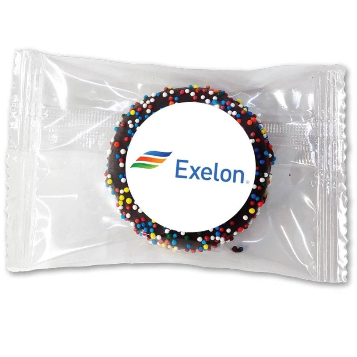 Galleta sándwich gourmet bañada a mano con chispas de colores - Etiqueta redonda personalizada de 1.5