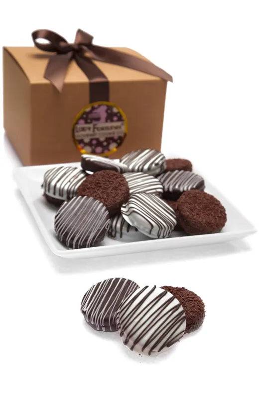 Galleta sándwich clásica bañada en chocolate - Caja de regalo