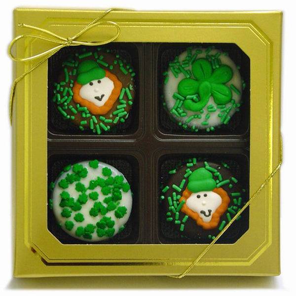 Galletas sándwich decoradas para el Día de San Patricio - Caja dorada con ventana de 4 unidades