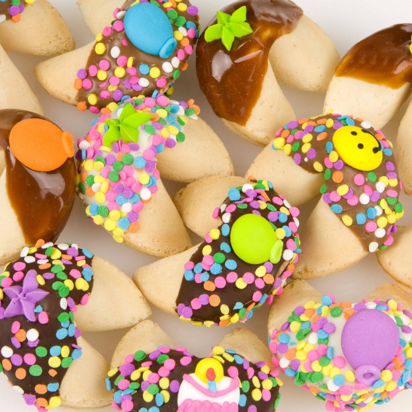 Galletas de la fortuna gourmet de feliz cumpleaños